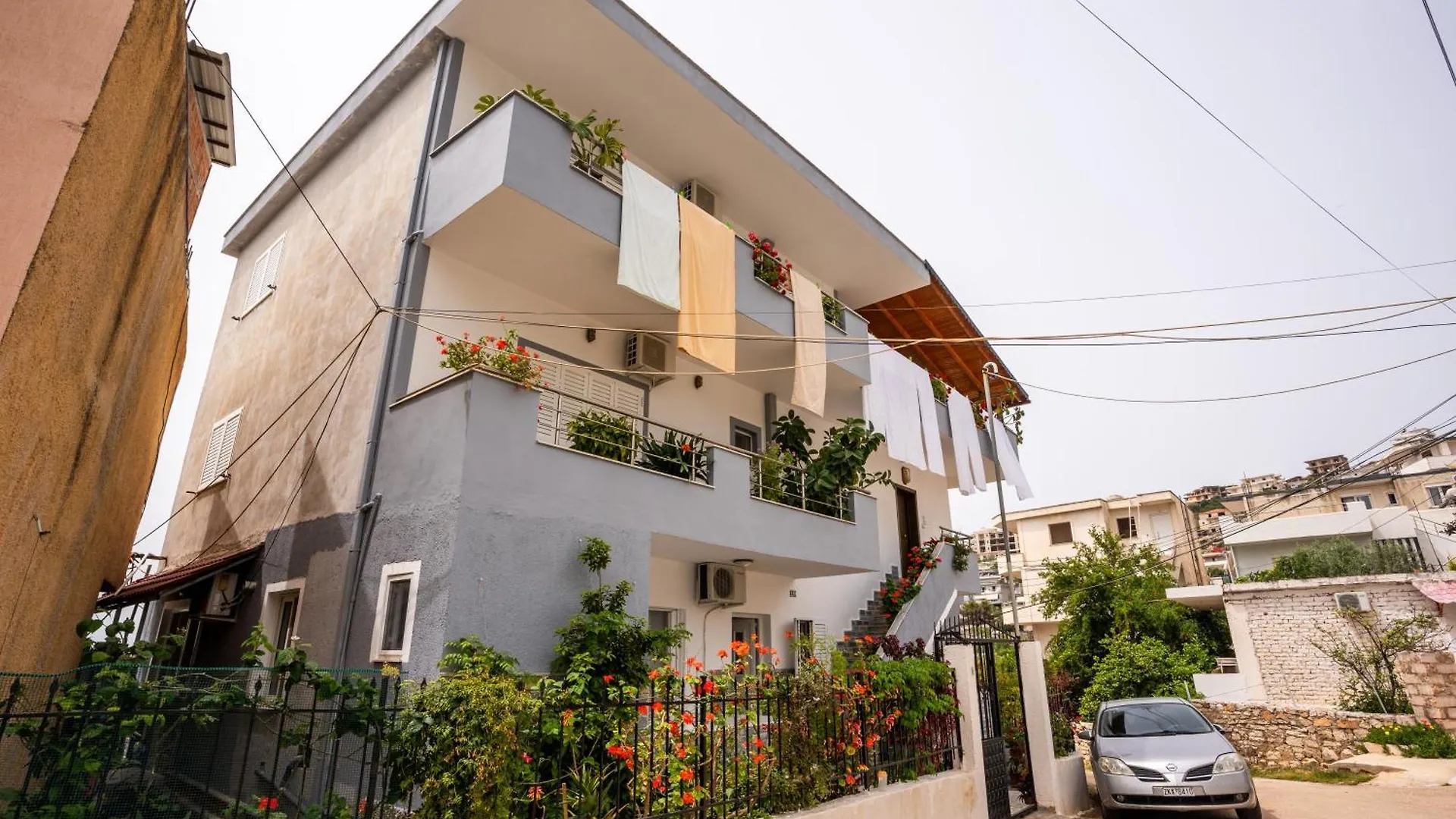 Kris Vacations In Saranda Apartment
