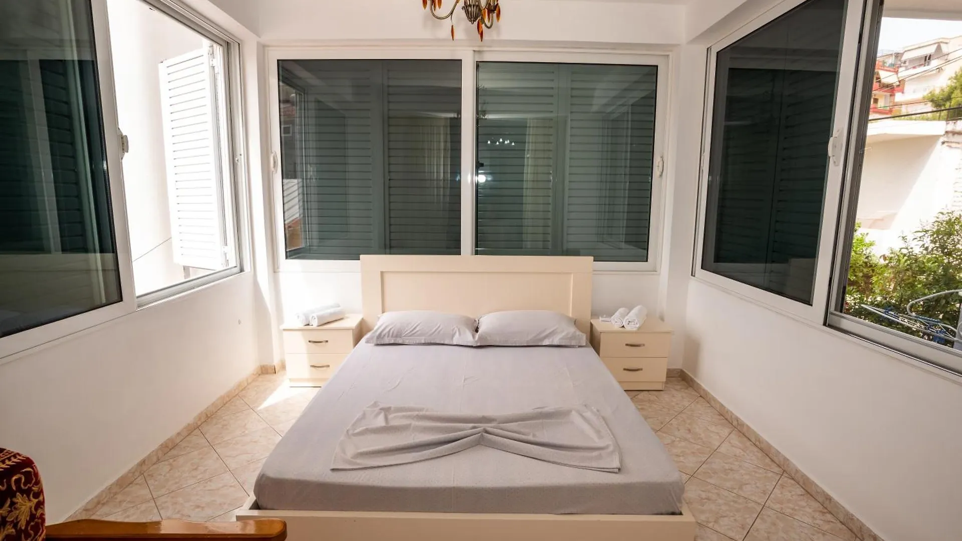 Kris Vacations In Saranda Apartment 0*, Sarande Albania