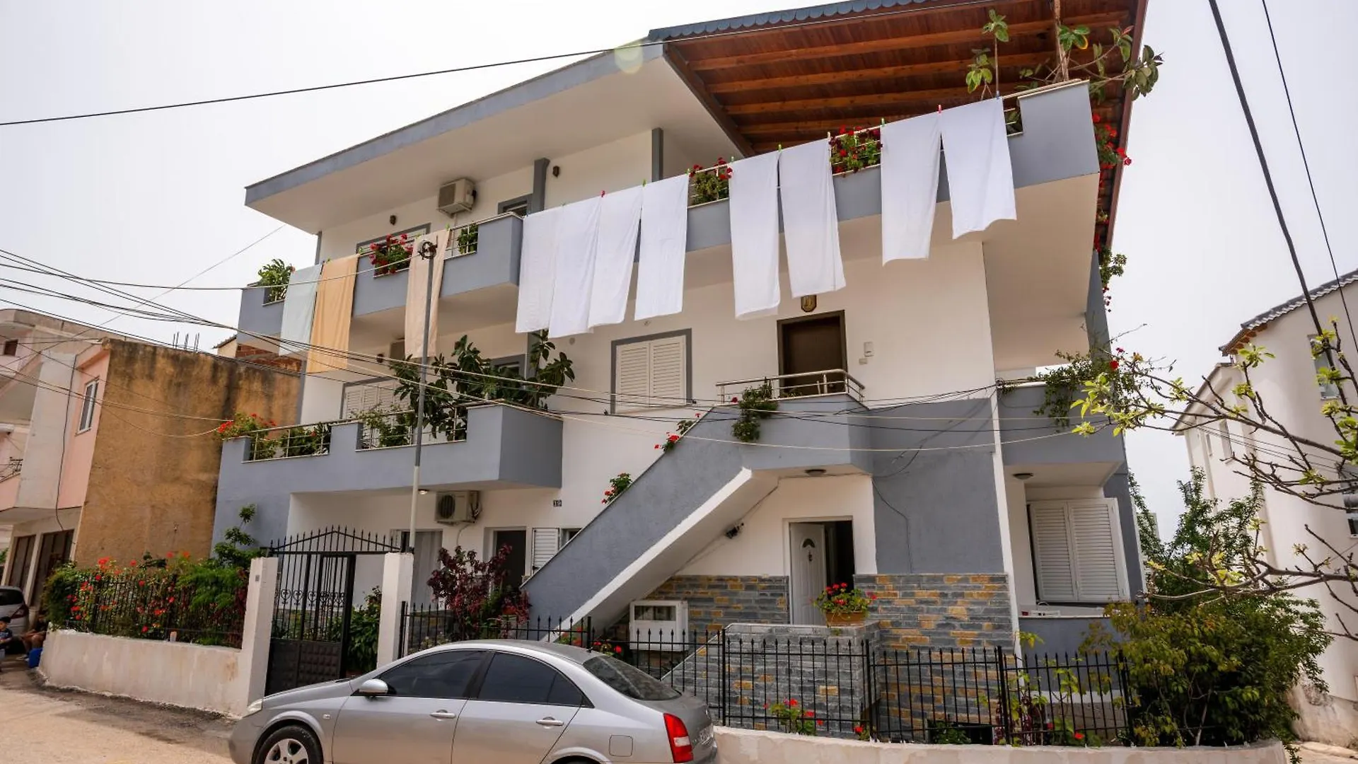 Kris Vacations In Saranda Apartment Albania