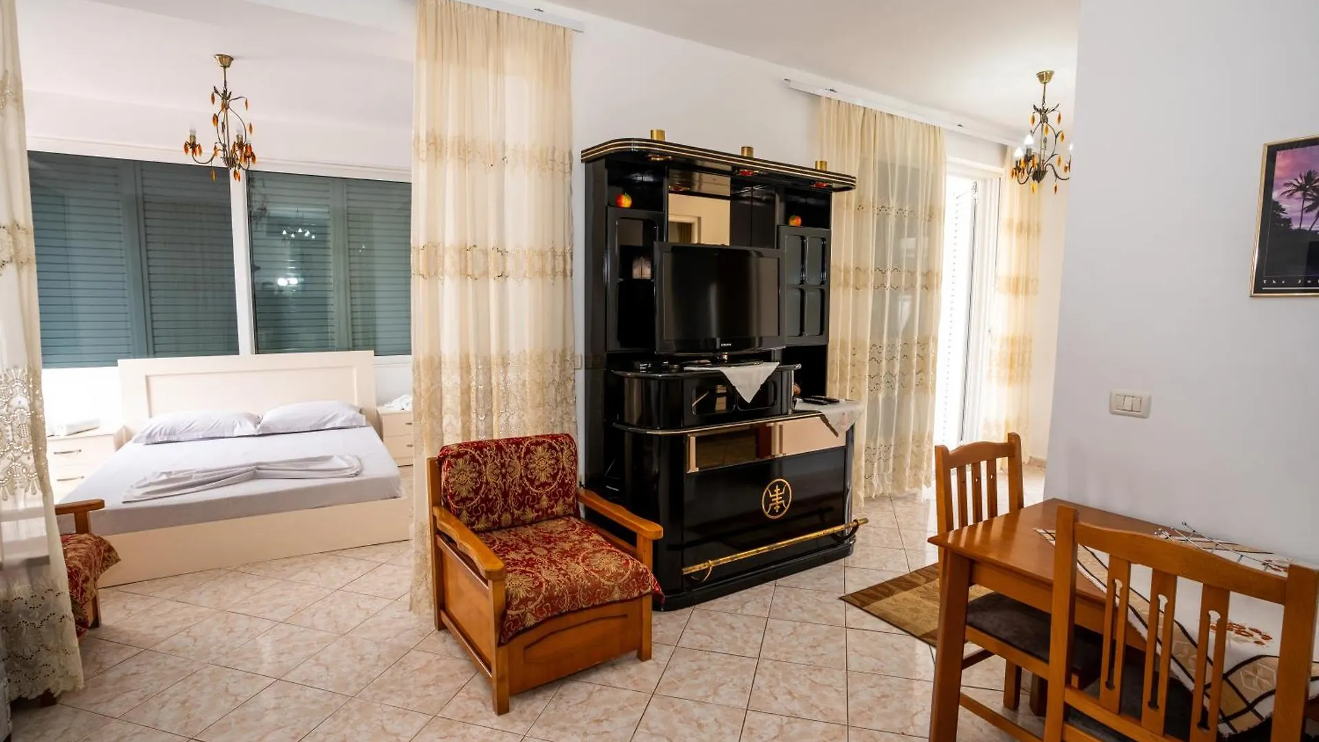 Kris Vacations In Saranda Apartment  Sarande