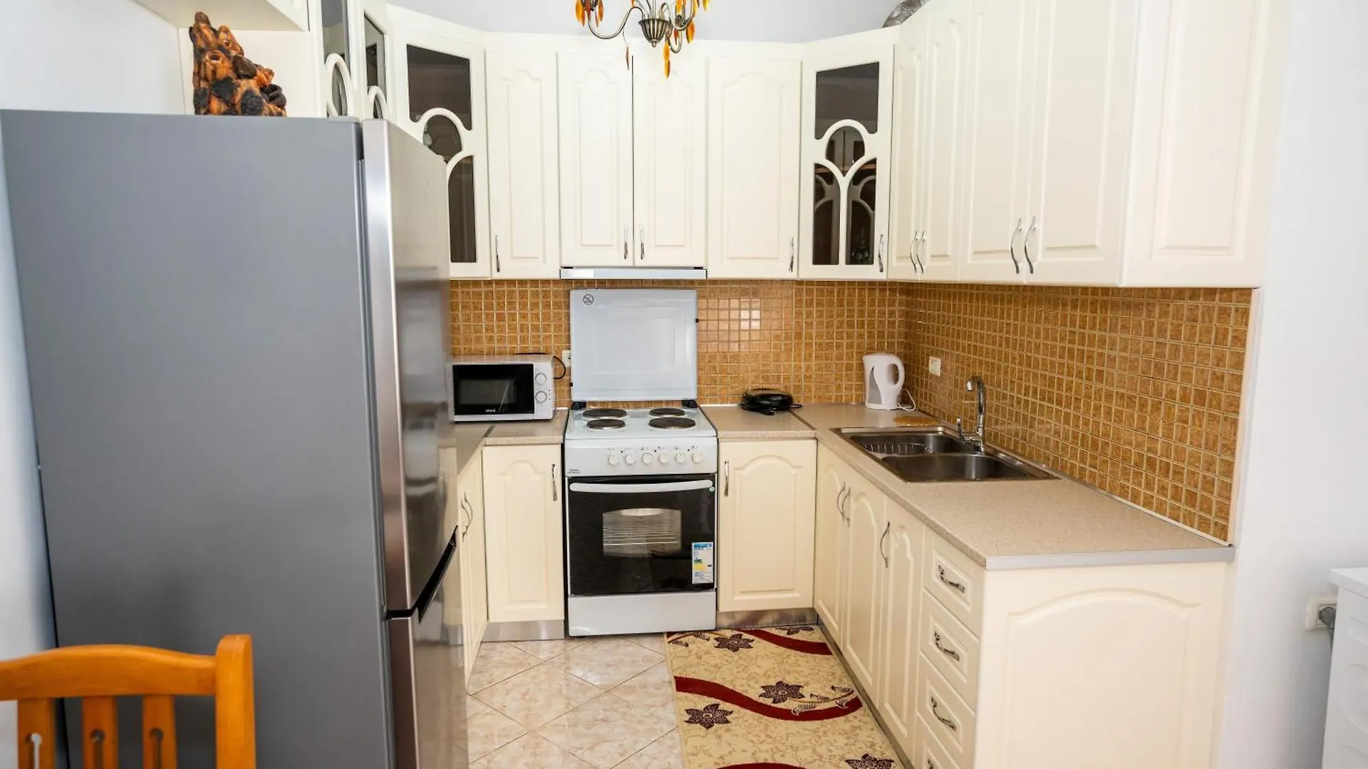 Kris Vacations In Saranda Apartment