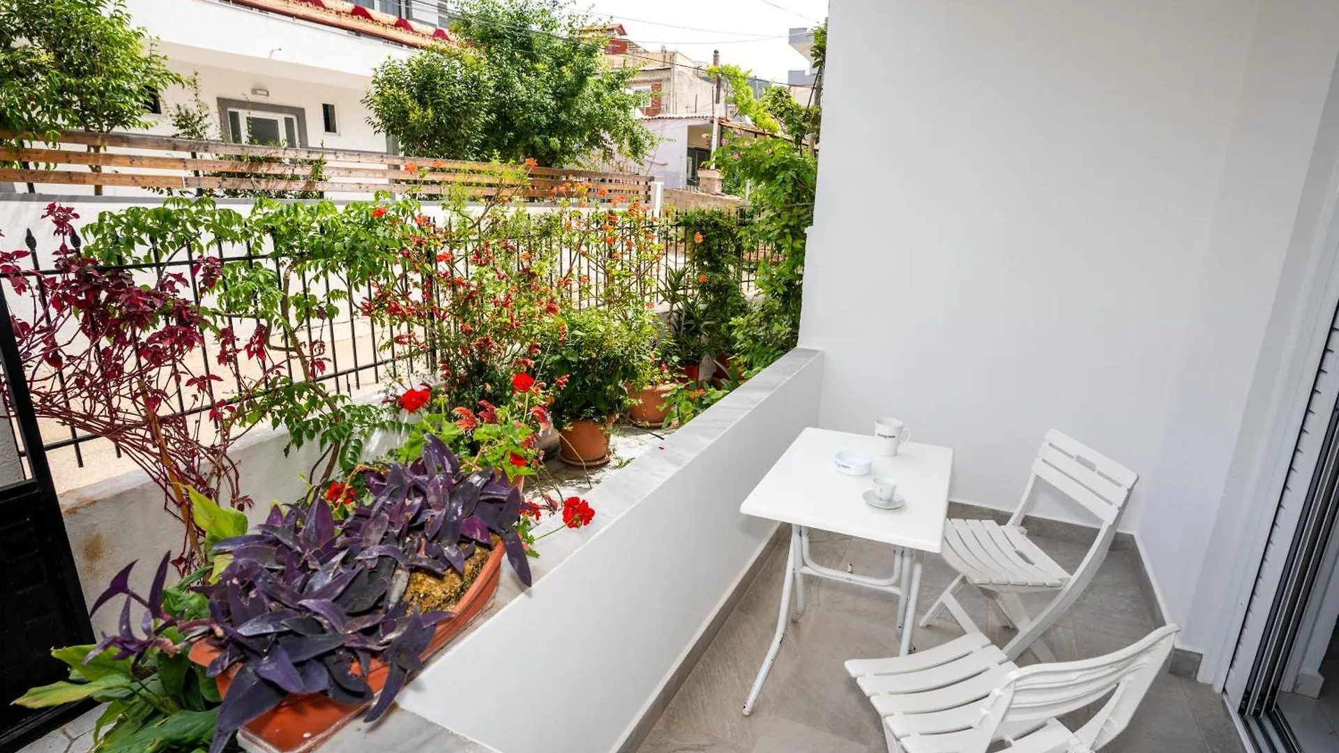 Kris Vacations In Saranda Apartment Albania